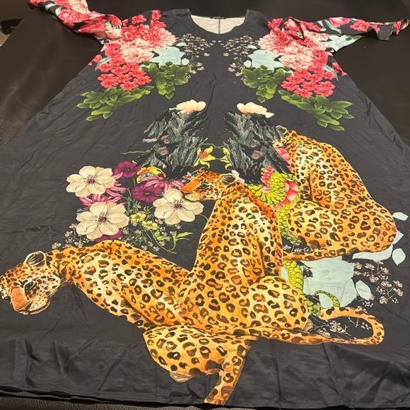 SHEIN Dresses & Skirts - NWOT Shein Floral Curvy Cover Up Long Sleeve Dress Size 4X